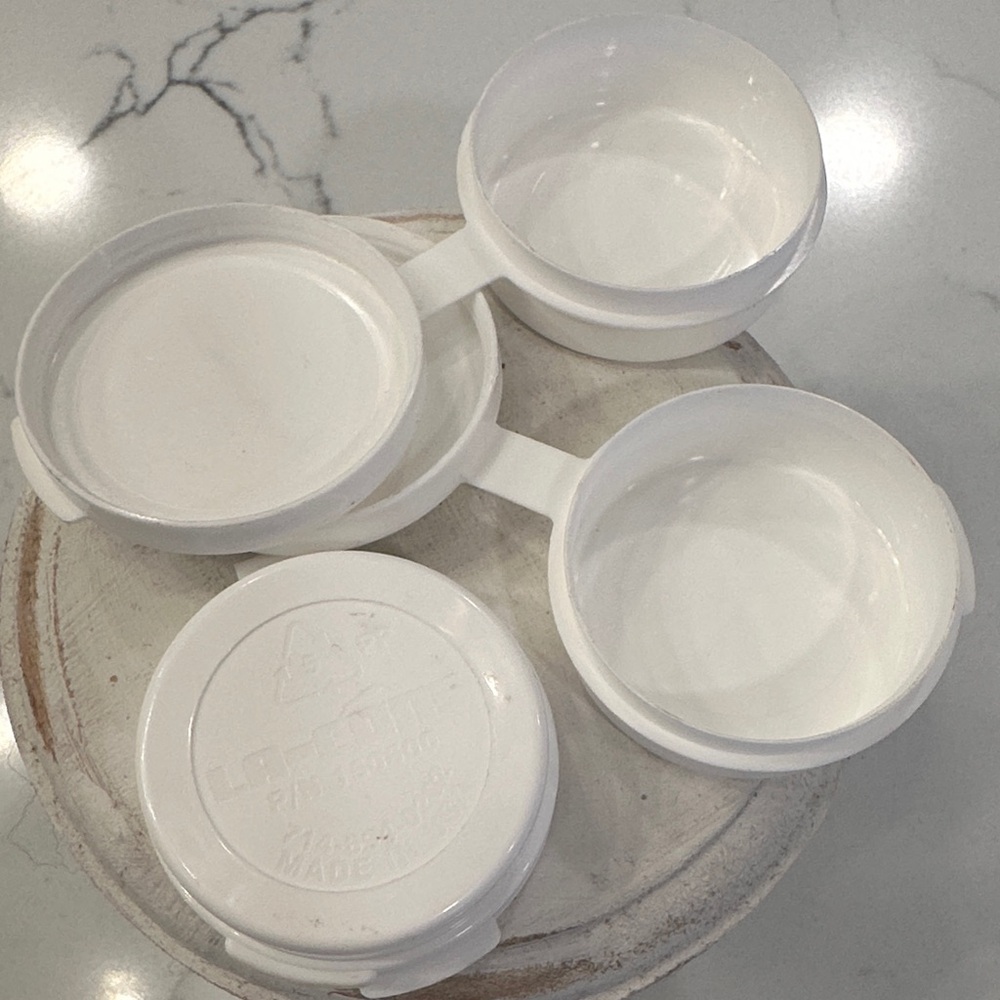 Vintage MAC White Refillable Compact Pods Set - Picture 4 of 7